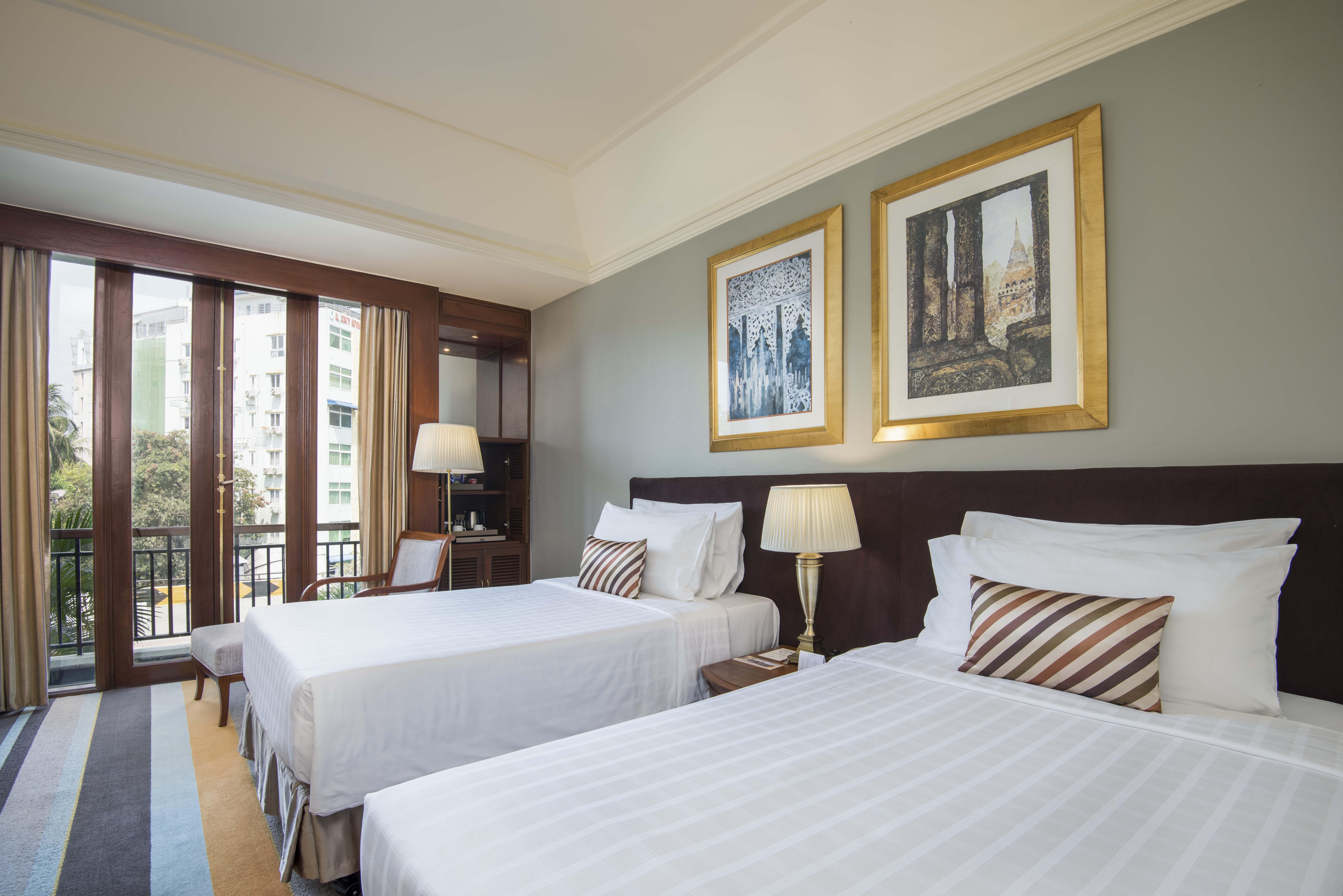 Chatrium Hotel Royal Lake Rangun Kültér fotó