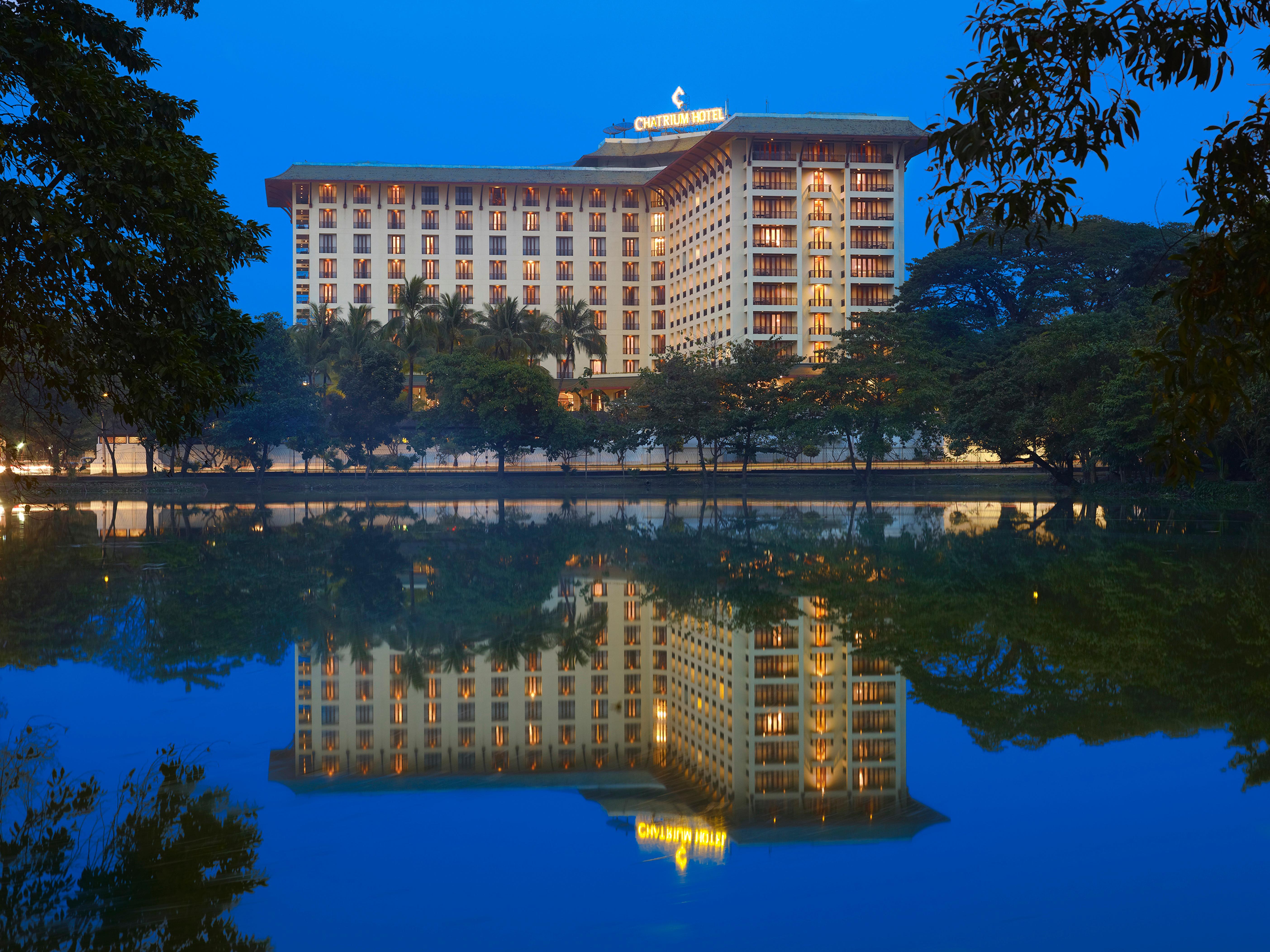 Chatrium Hotel Royal Lake Rangun Kültér fotó
